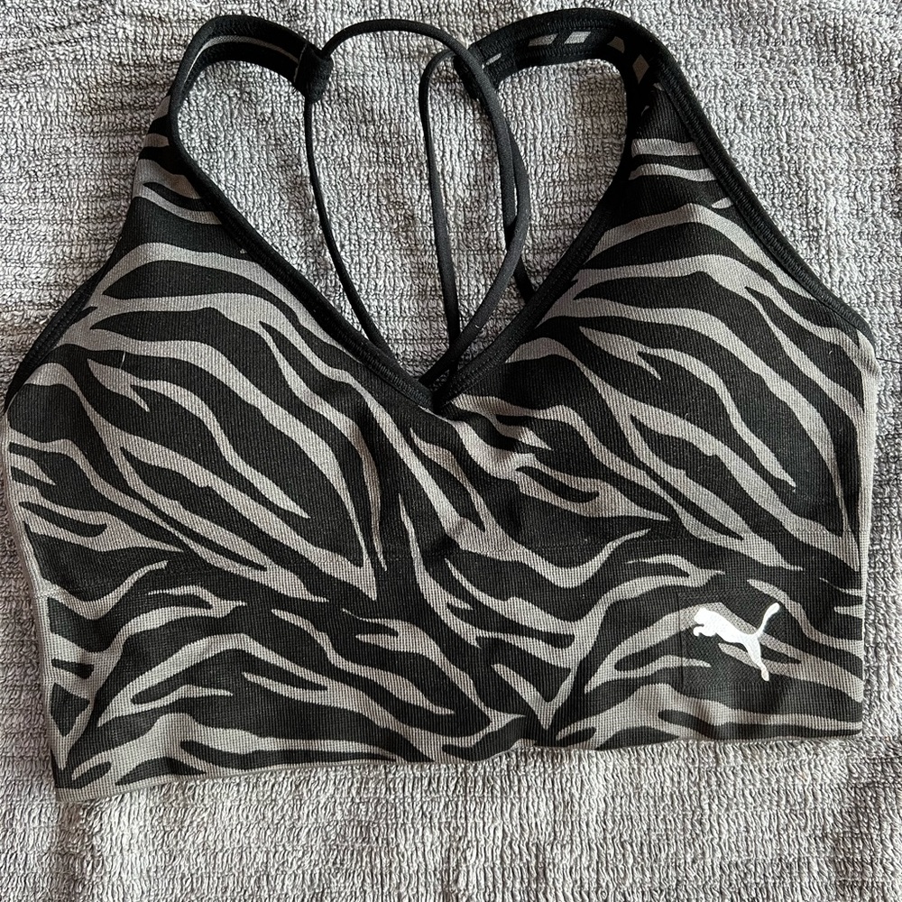 New Puma sports bra, never worn